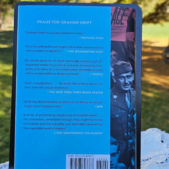 hardcover book with dust cover Twelve Post-War Tales by Graham Swift dated 2025 - Picture 2 of 7